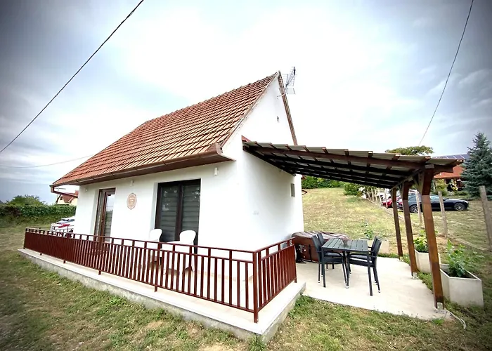 Borászporta Kisház Apartman Villány